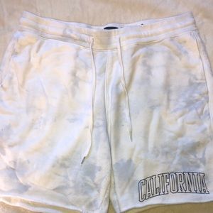 White and light blue tie dye Hollister shorts. Size L.